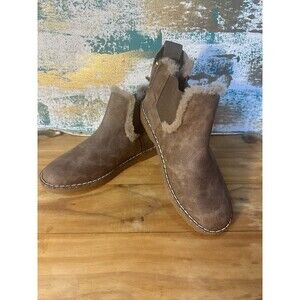 Blowfish Brown  Malibu Chillin Ankle Boots Size  8 Zips Faux Fur